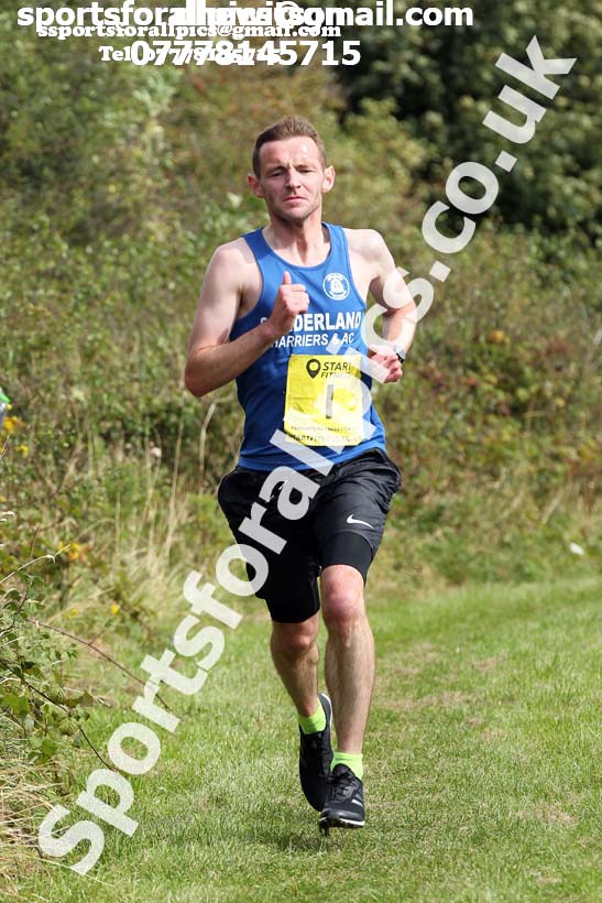 Senior mens relay 2019 Sunderland Harriers Open Cross Country. Photo:  David T. Hewitson/Sports for All Pics